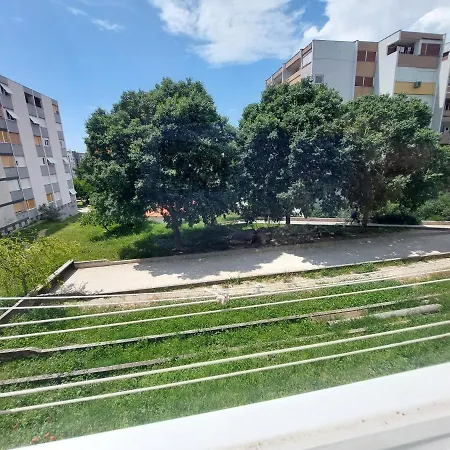 Madea Апартаменти *