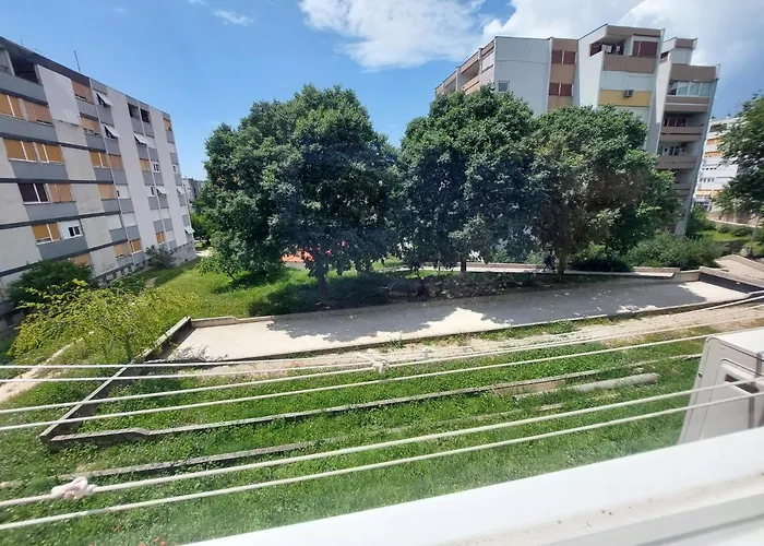 Madea Апартаменти *