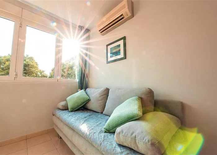 Апартаменти Madea