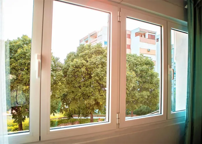 Апартаменти Madea *